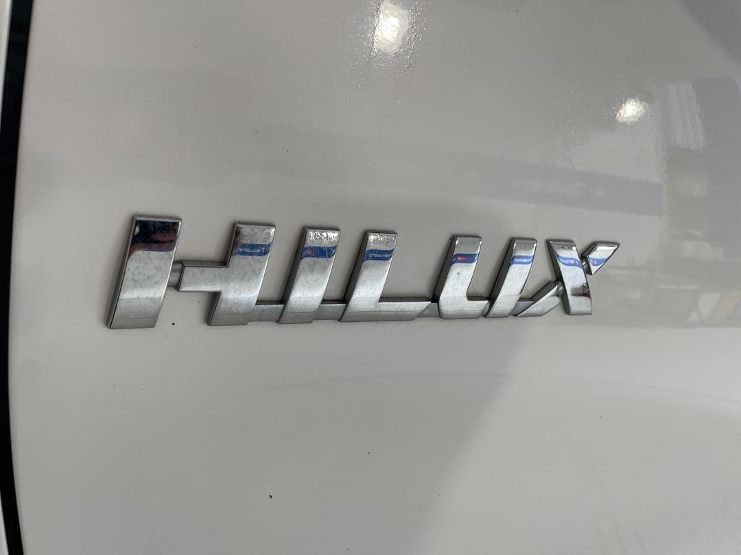 Photo '36' of Toyota Hilux