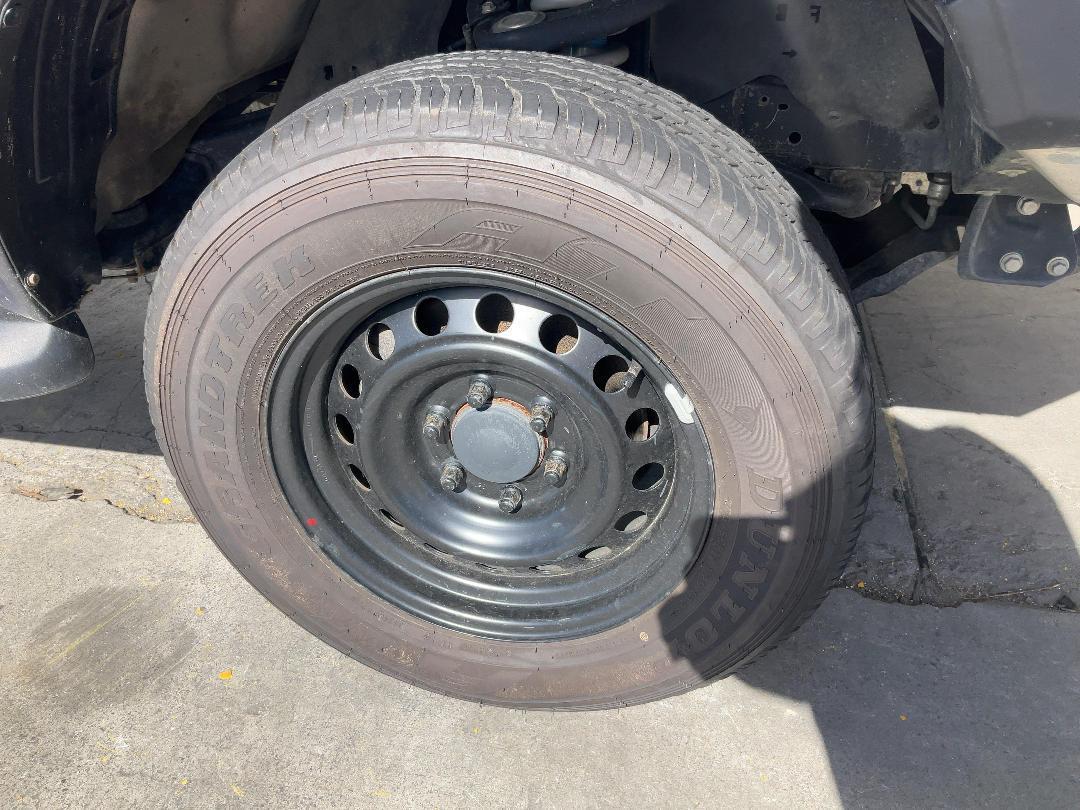 Photo '7' of Toyota Hilux SR5 TD DC