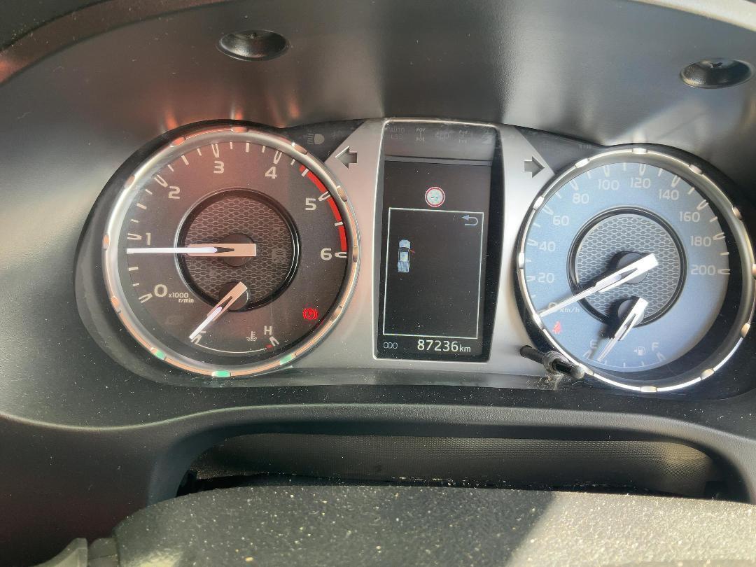 Photo '21' of Toyota Hilux SR5 TD DC