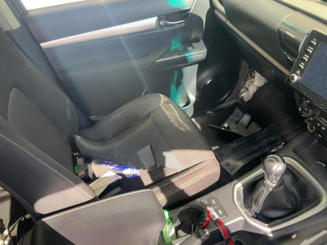 Photo '25' of Toyota Hilux SR5 TD DC