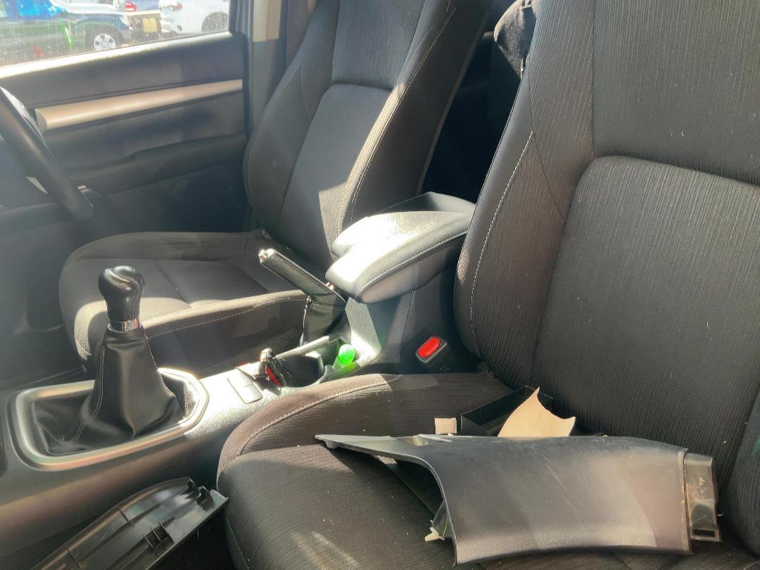 Photo '31' of Toyota Hilux SR5 TD DC