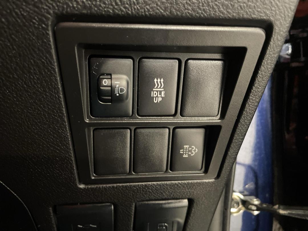 Photo '24' of Toyota Hilux