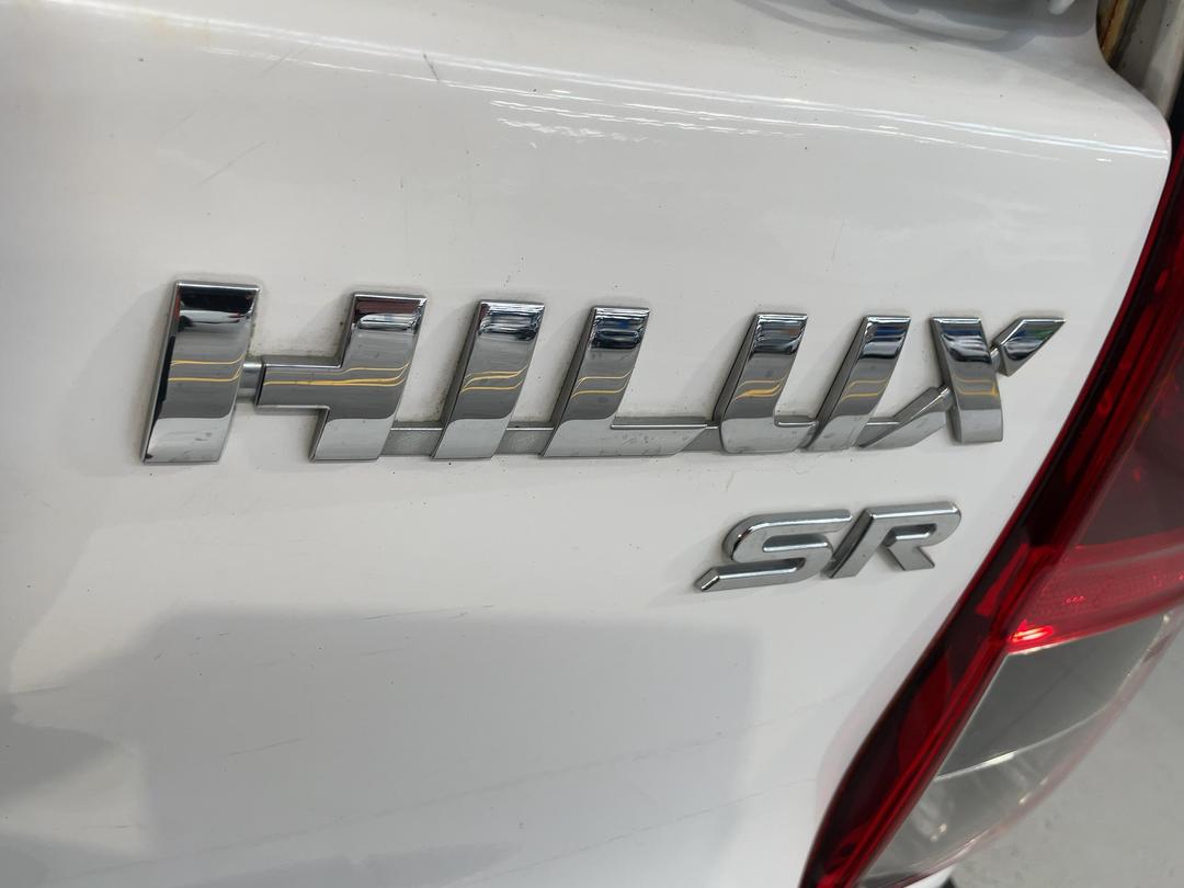 Photo '37' of Toyota Hilux
