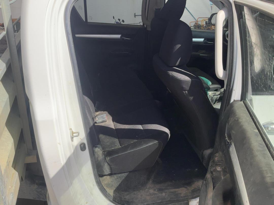 Photo '19' of Toyota Hilux SR5 TD DC Photo '19' of Toyota Hilux SR5 TD DC