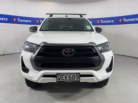 Photo '2' of Toyota Hilux