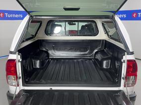 Photo '14' of Toyota Hilux