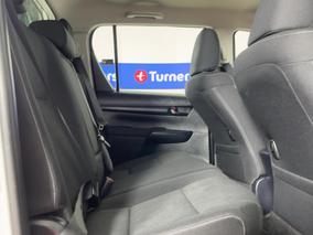 Photo '20' of Toyota Hilux