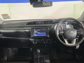Photo '17' of Toyota Hilux