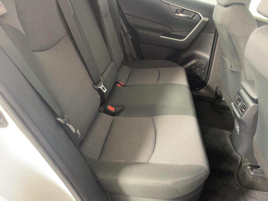 Photo '20' of Toyota Rav4