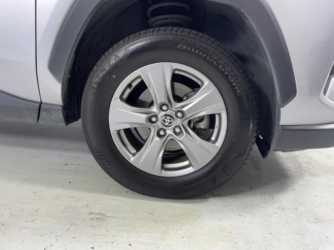 Photo '9' of Toyota Rav4