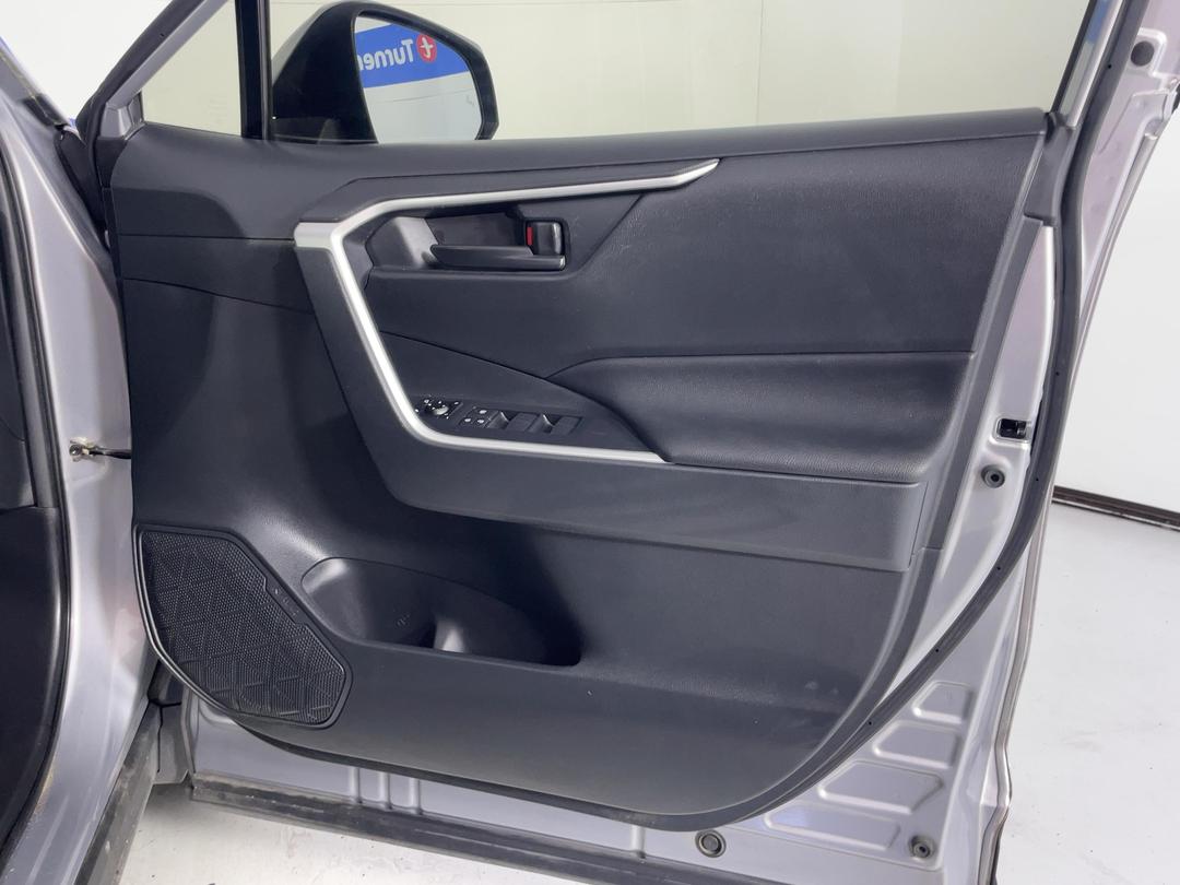 Photo '15' of Toyota Rav4