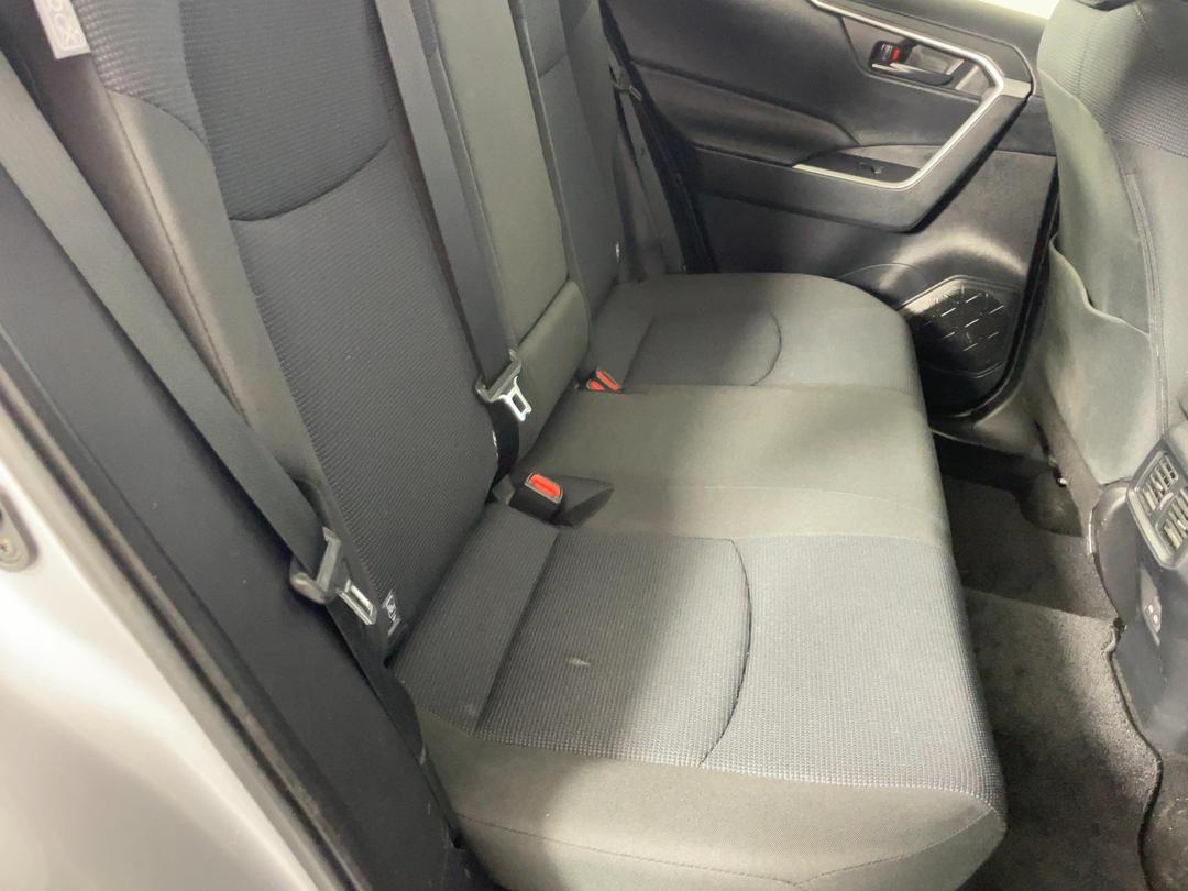 Photo '20' of Toyota Rav4