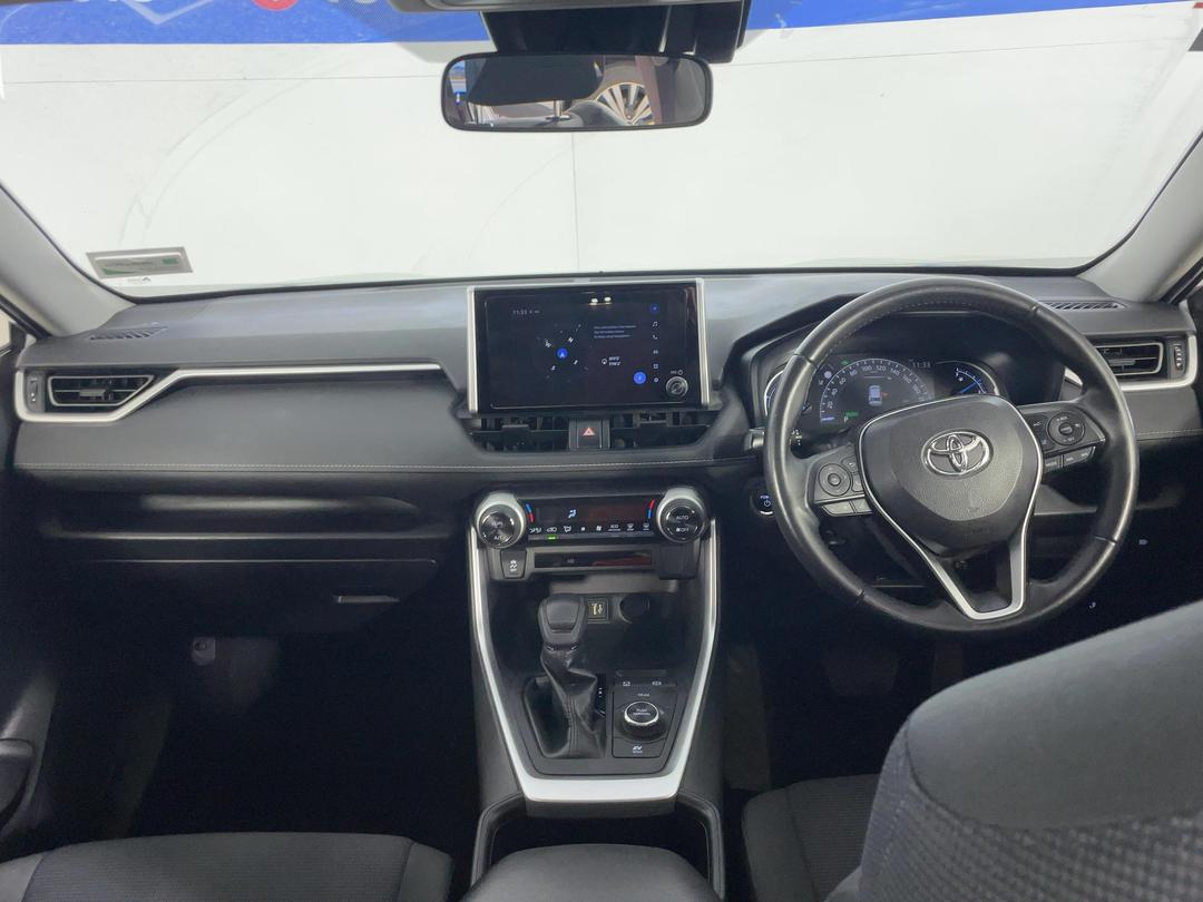 Photo '17' of Toyota Rav4