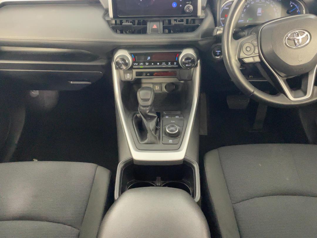 Photo '18' of Toyota Rav4