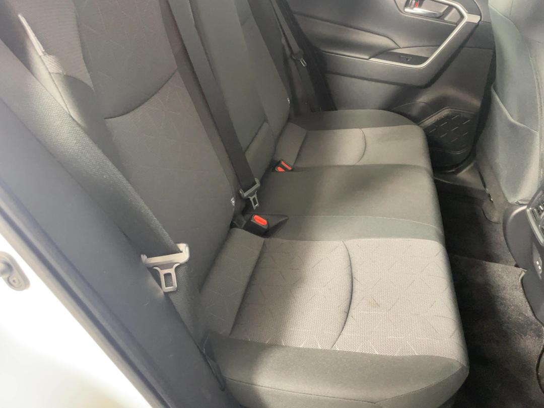 Photo '20' of Toyota Rav4