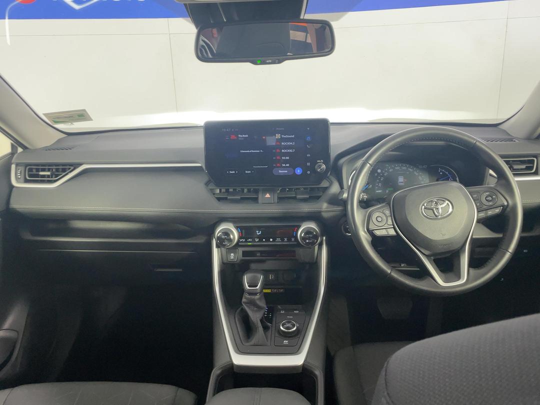 Photo '17' of Toyota Rav4