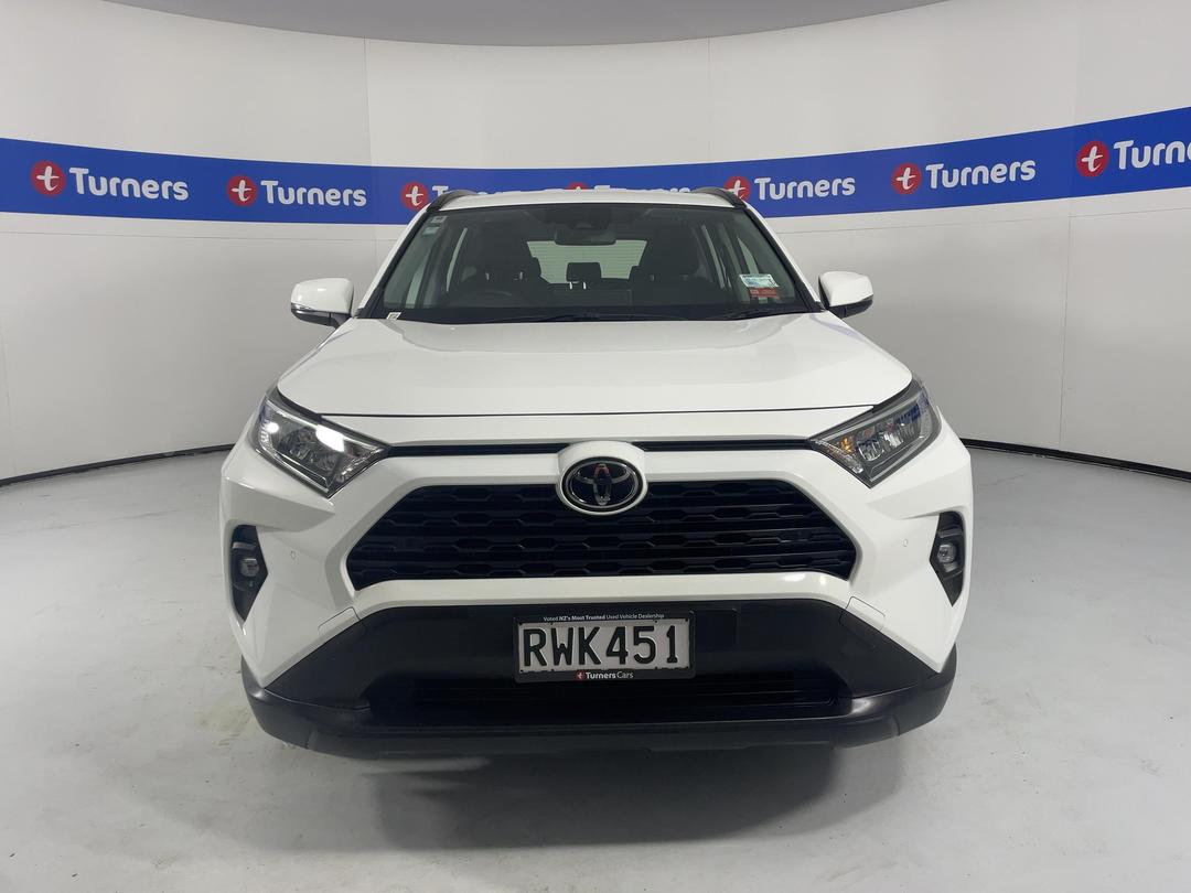 Photo '2' of Toyota Rav4