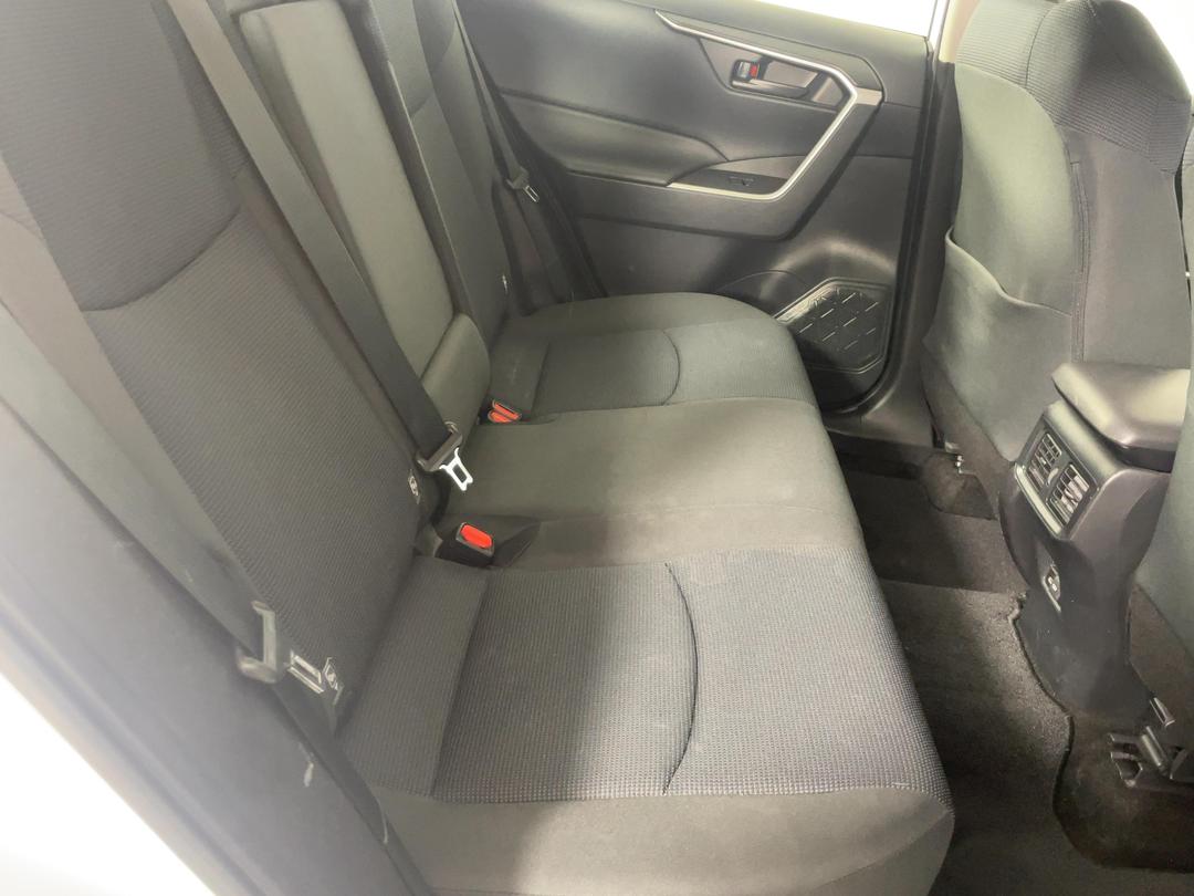 Photo '20' of Toyota Rav4