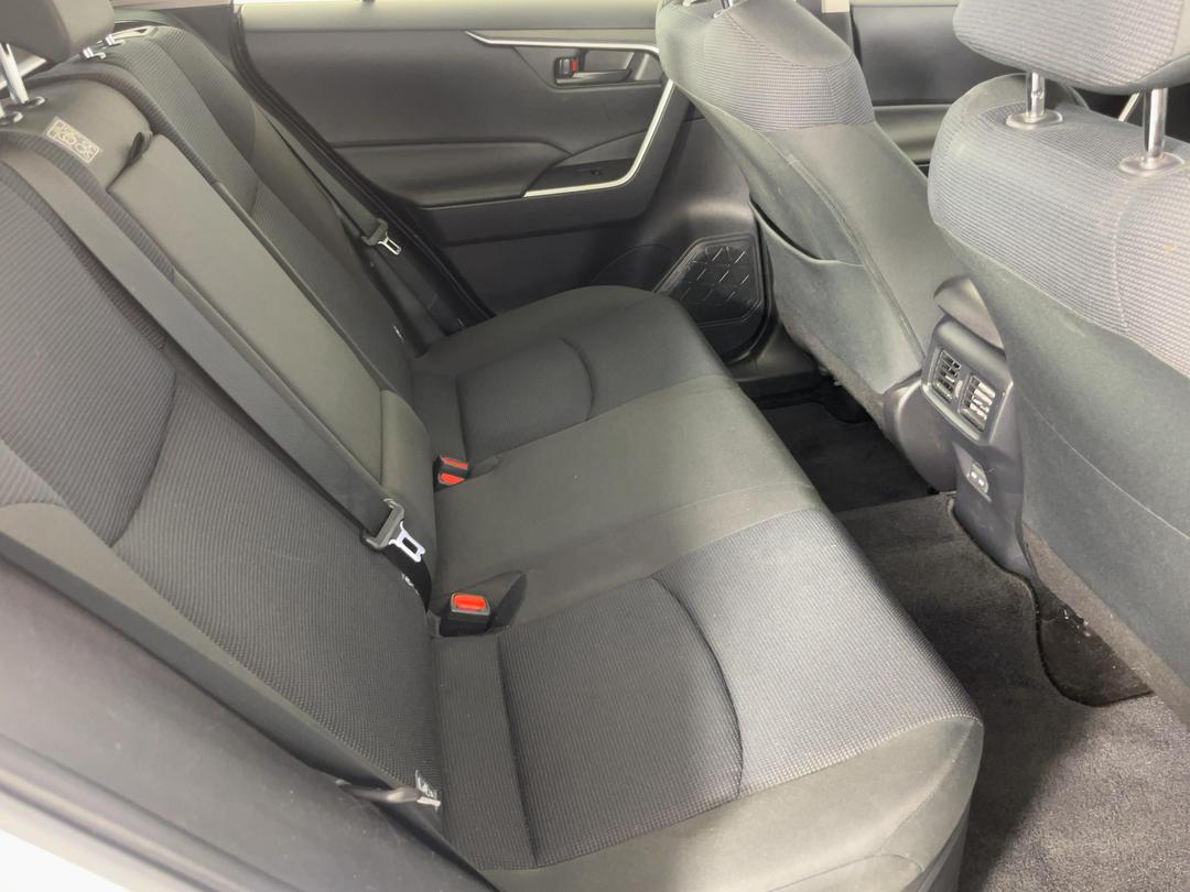 Photo '20' of Toyota Rav4