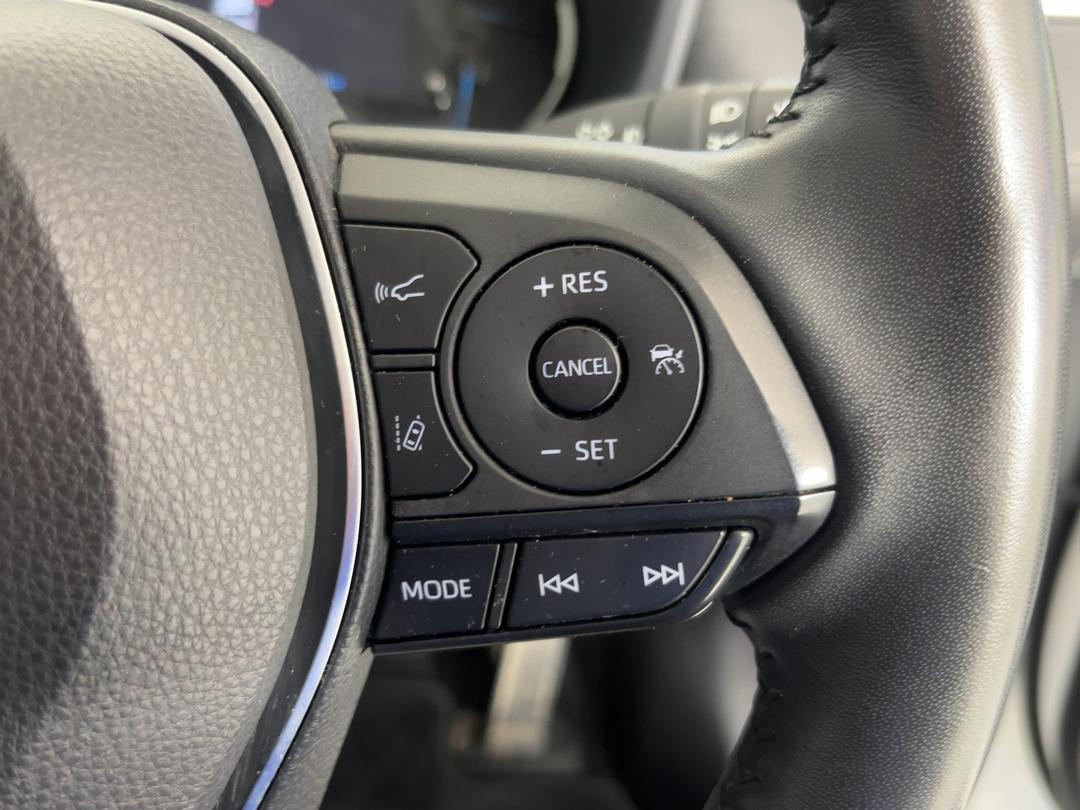 Photo '24' of Toyota Rav4