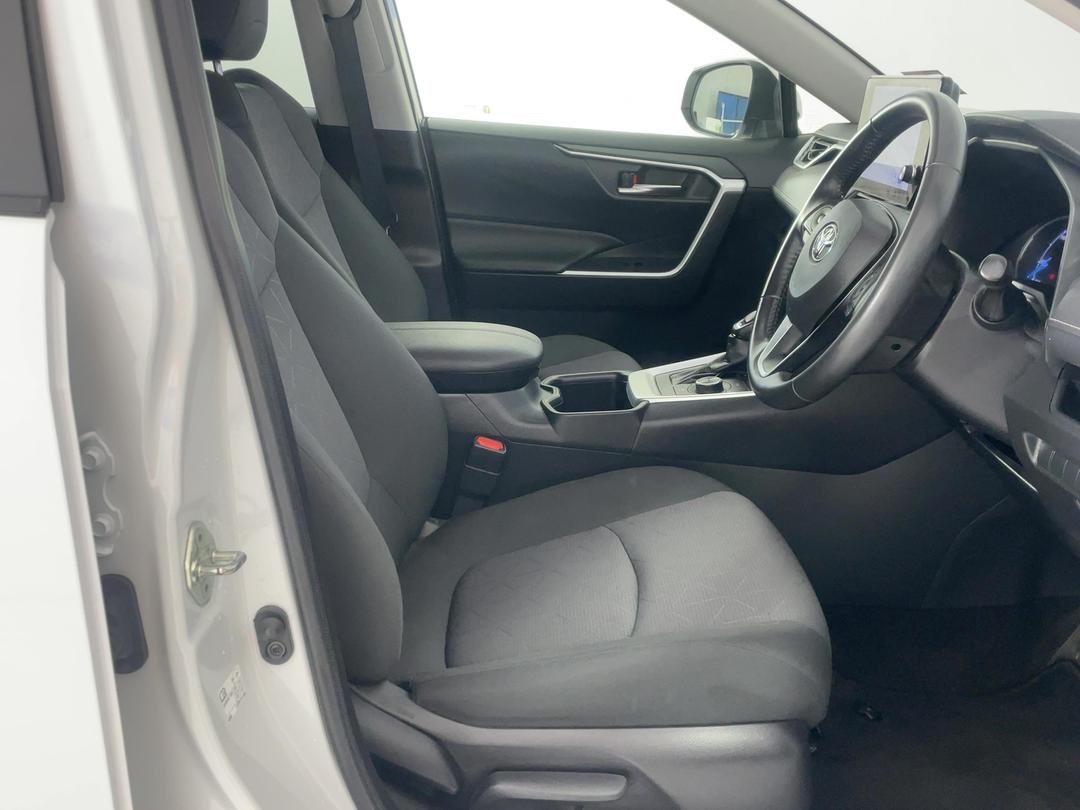 Photo '16' of Toyota Rav4