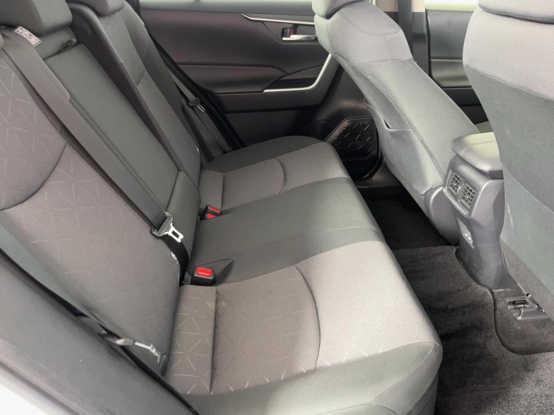 Photo '20' of Toyota Rav4