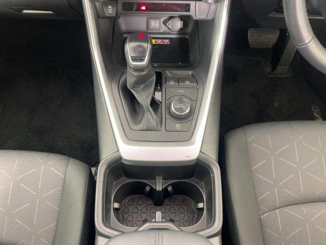 Photo '18' of Toyota Rav4