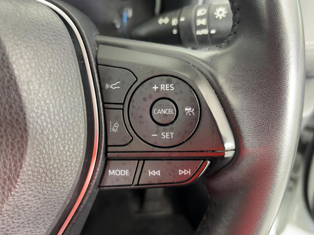 Photo '24' of Toyota Rav4