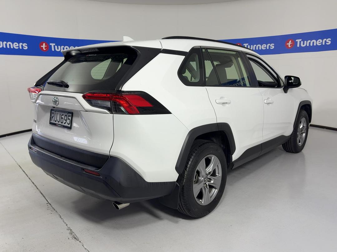 Photo '7' of Toyota Rav4