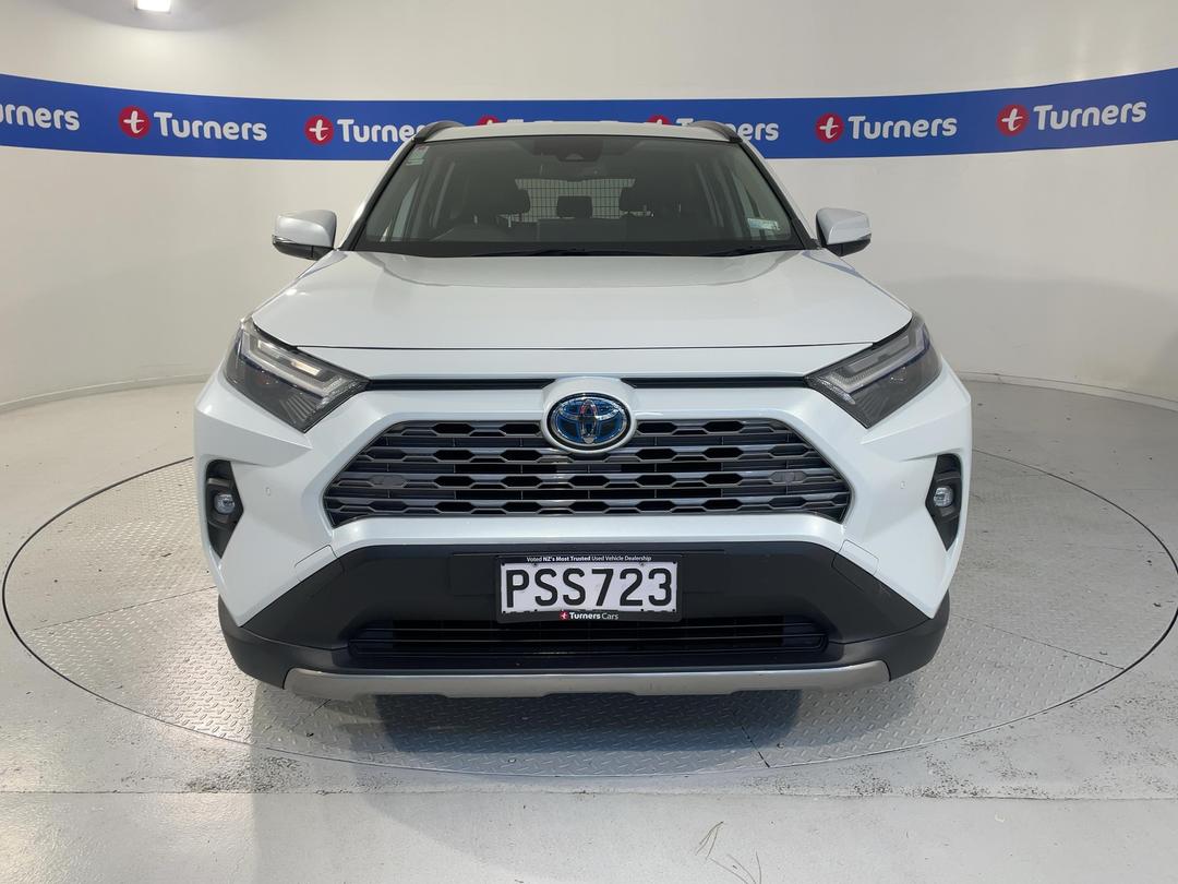 Photo '2' of Toyota Rav4