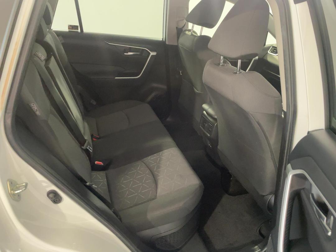 Photo '20' of Toyota Rav4