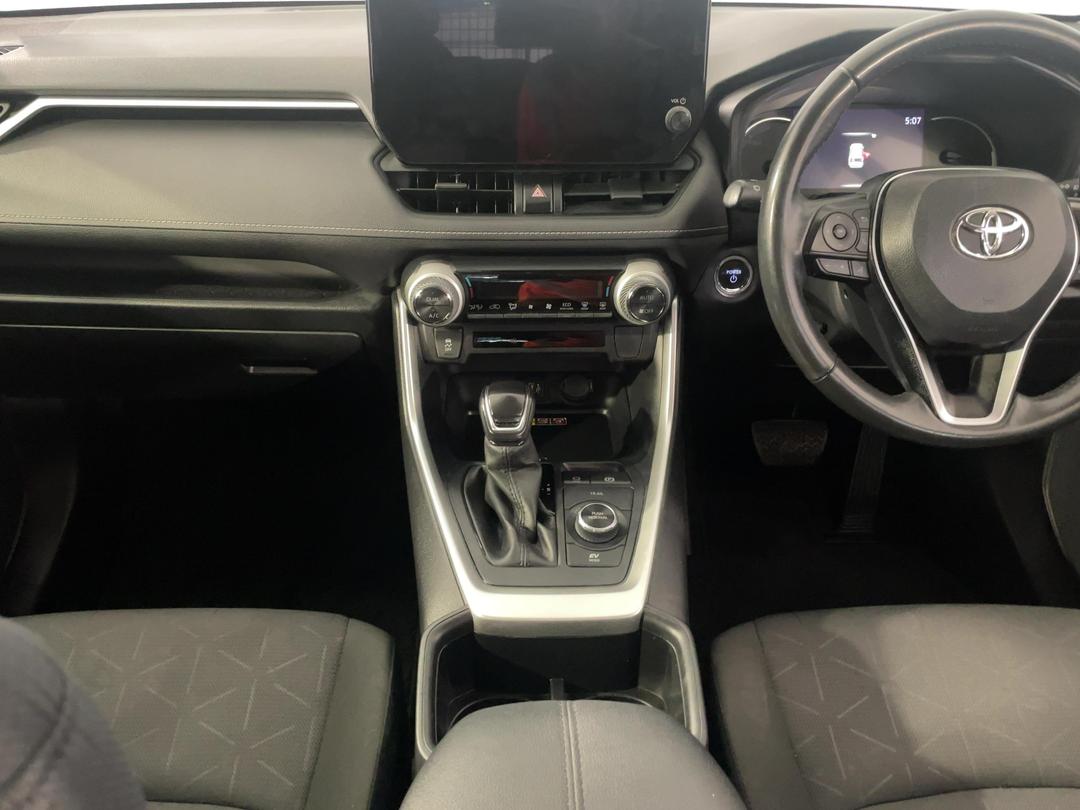 Photo '18' of Toyota Rav4