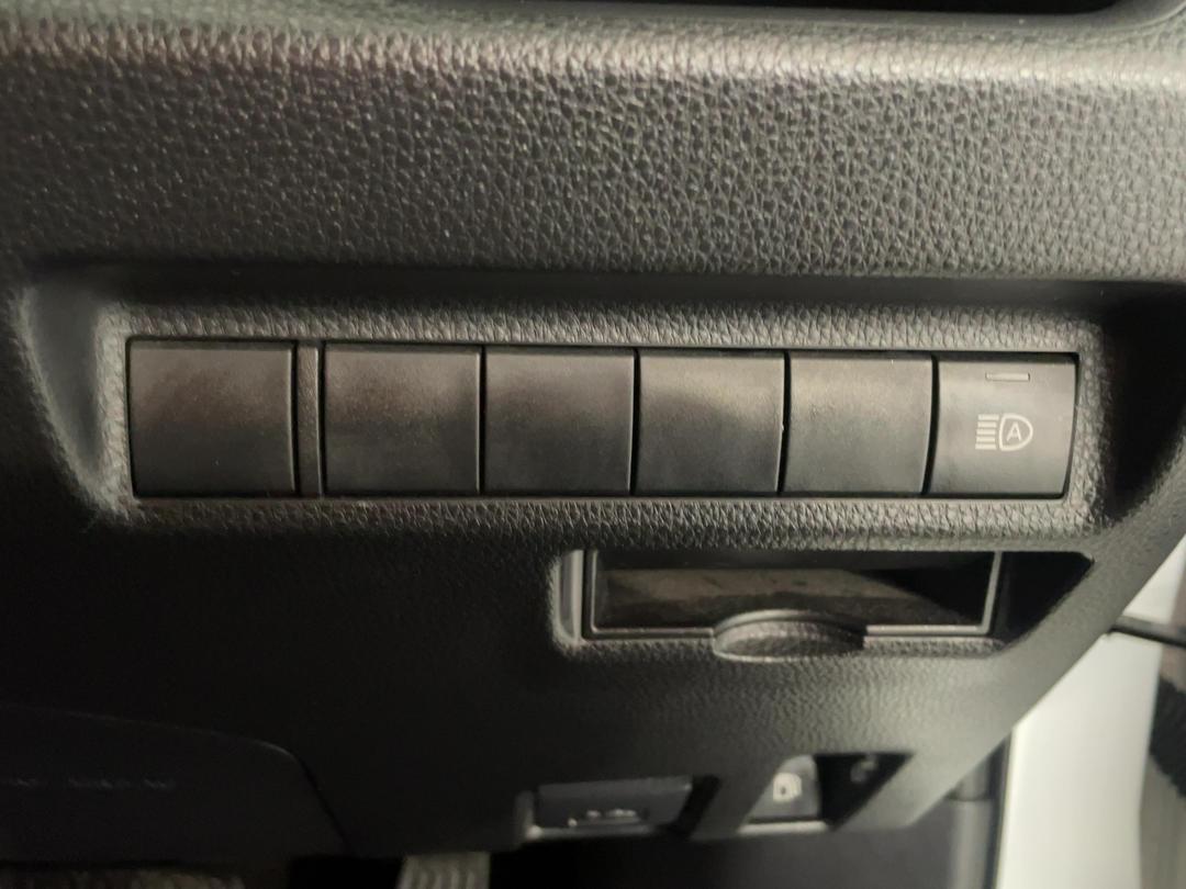 Photo '25' of Toyota Rav4