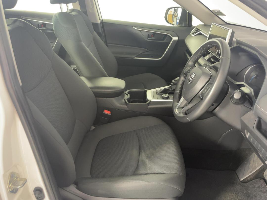 Photo '16' of Toyota Rav4