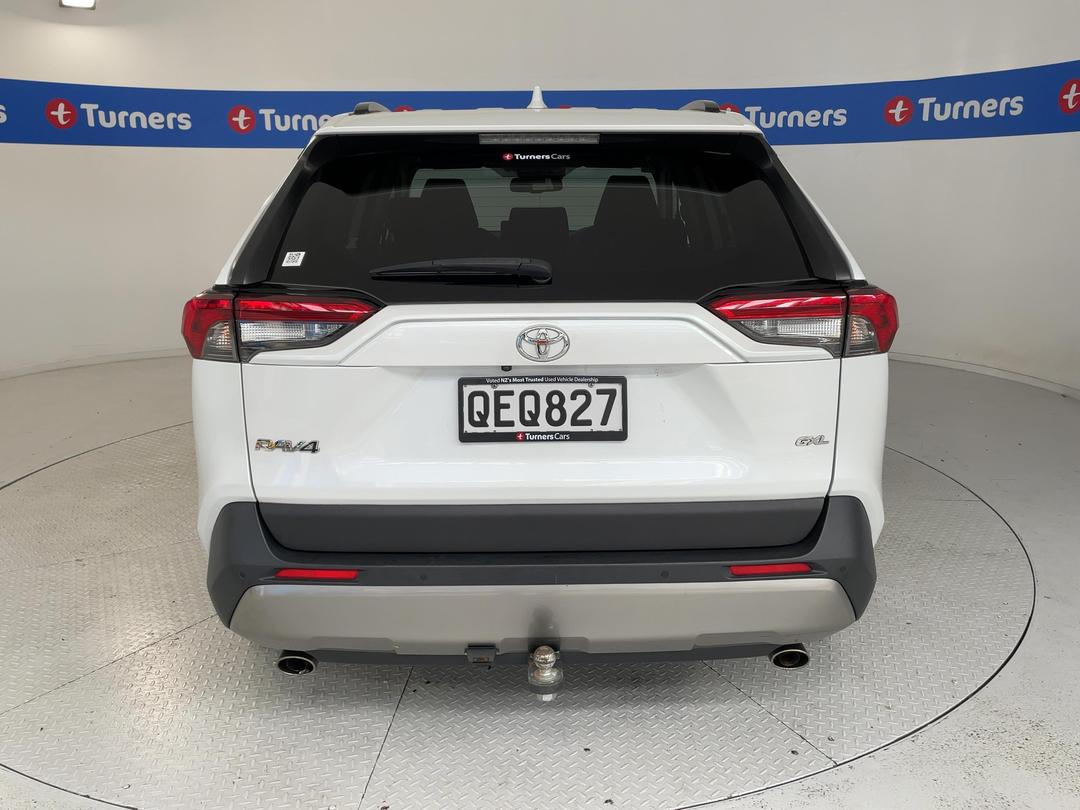 Photo '6' of Toyota Rav4