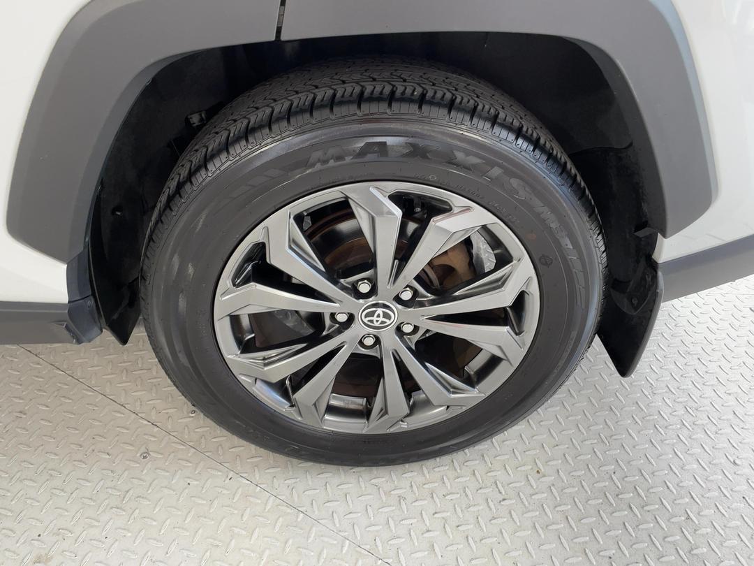Photo '11' of Toyota Rav4