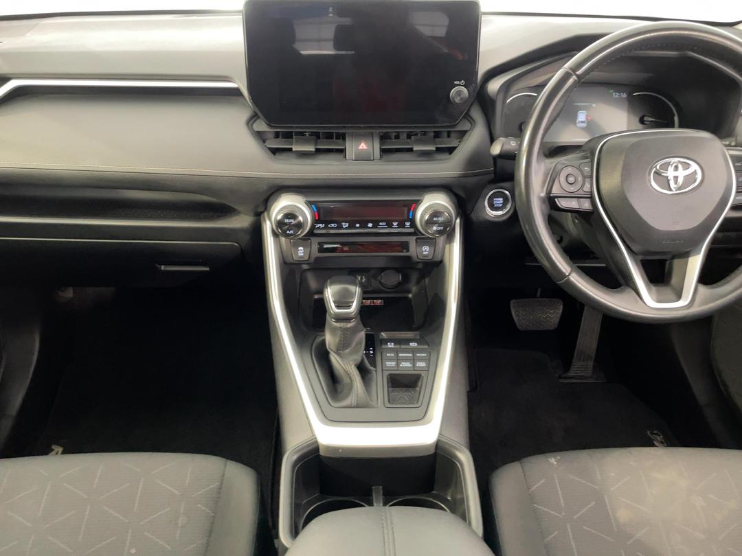 Photo '18' of Toyota Rav4
