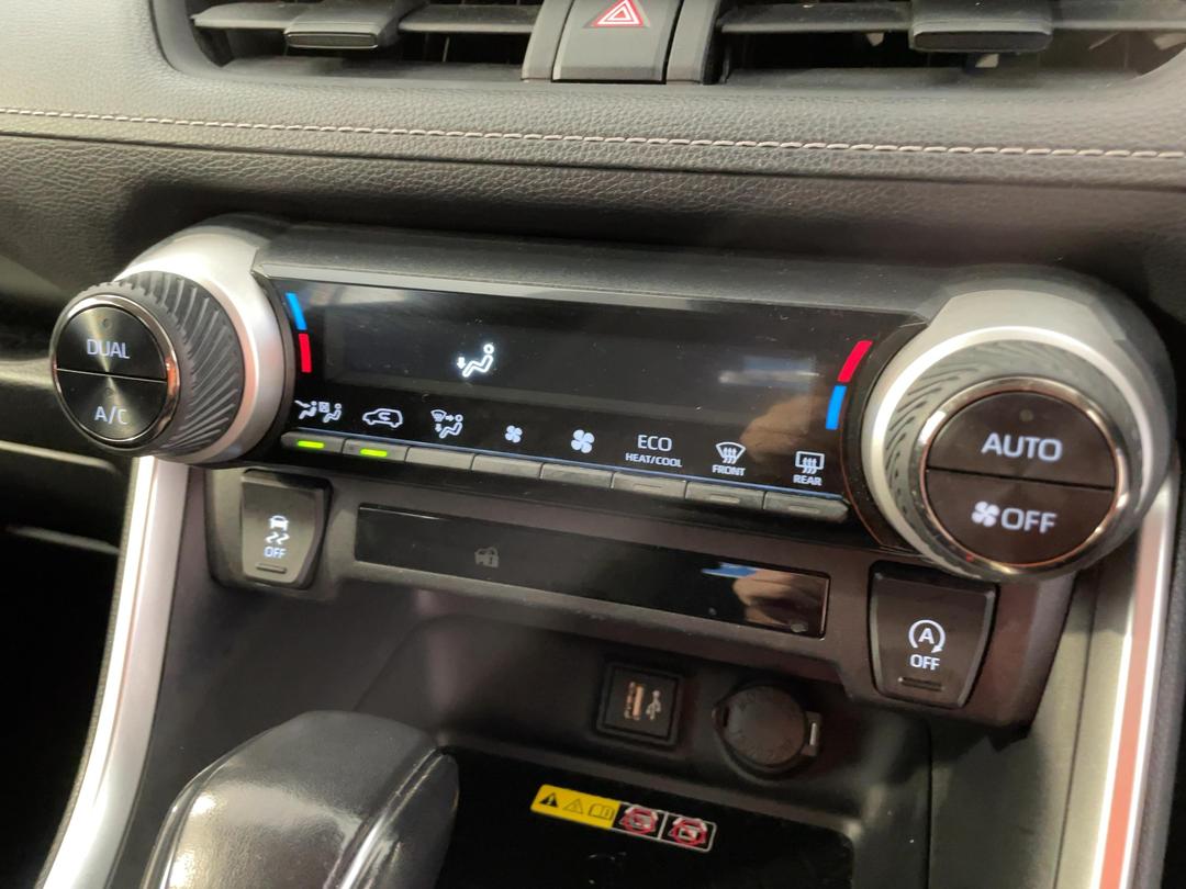 Photo '31' of Toyota Rav4