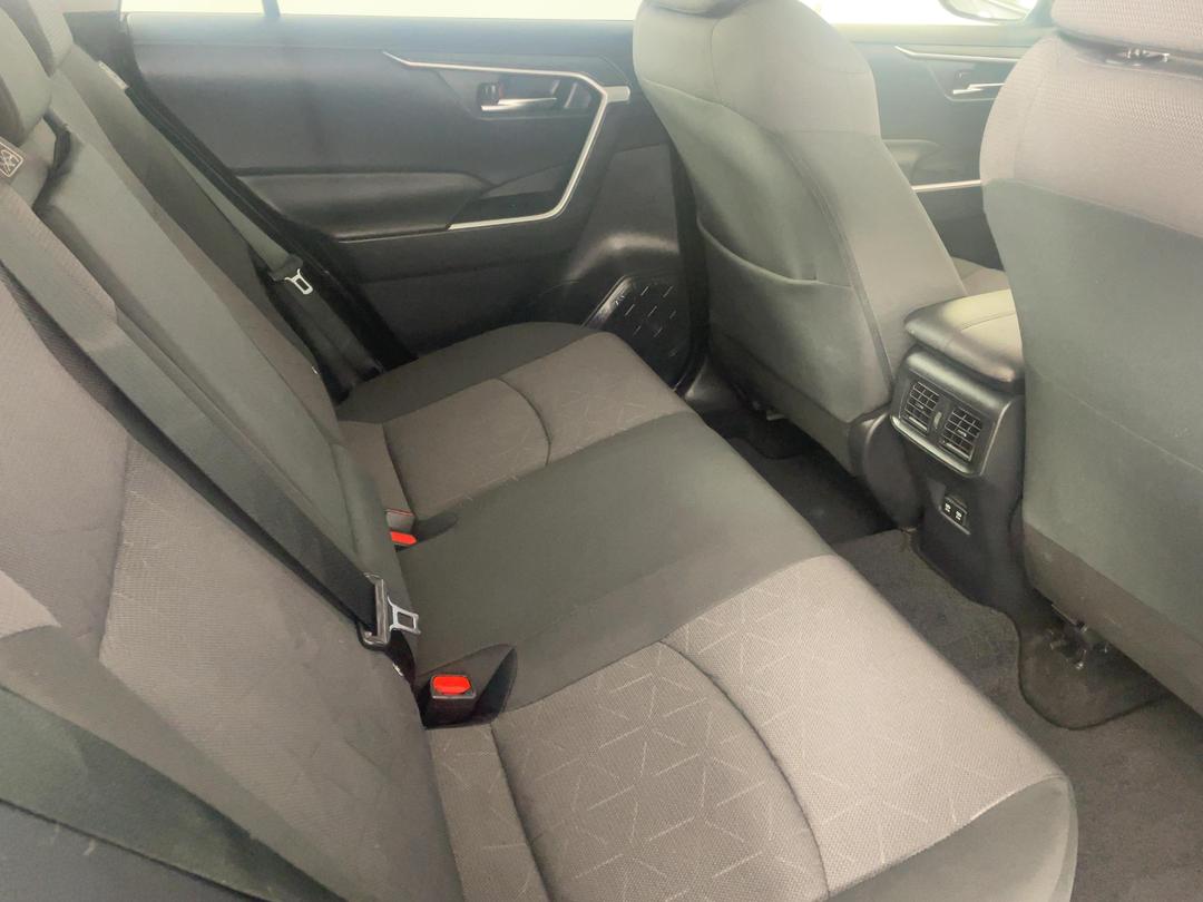 Photo '20' of Toyota Rav4