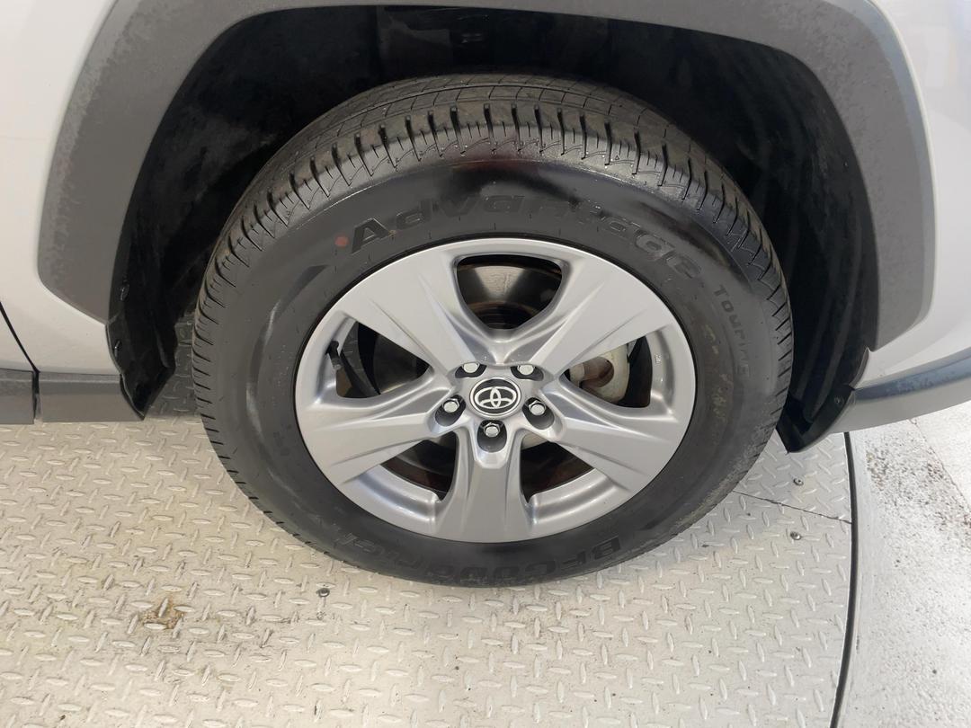 Photo '9' of Toyota Rav4