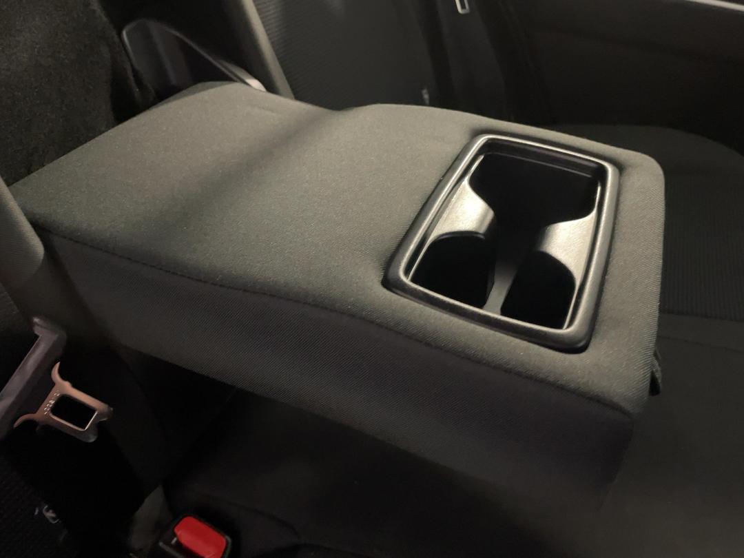 Photo '23' of Toyota Rav4