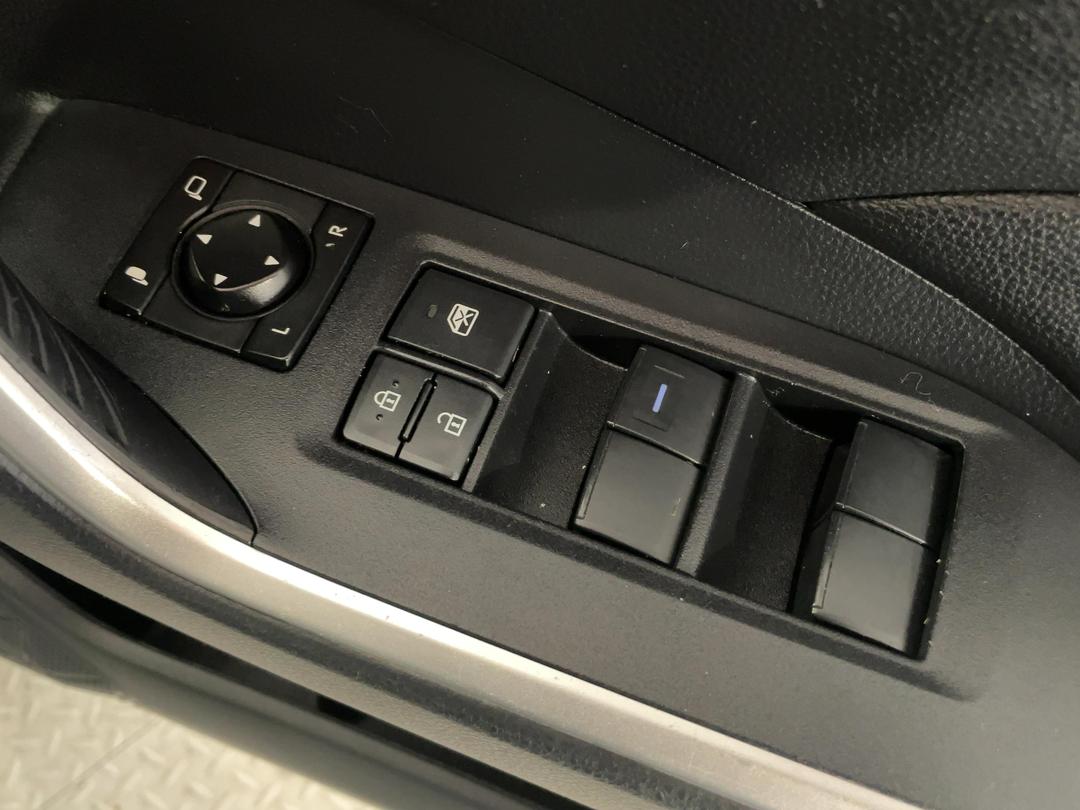 Photo '24' of Toyota Rav4