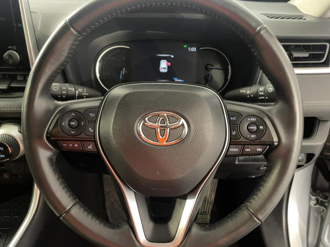 Photo '28' of Toyota Rav4