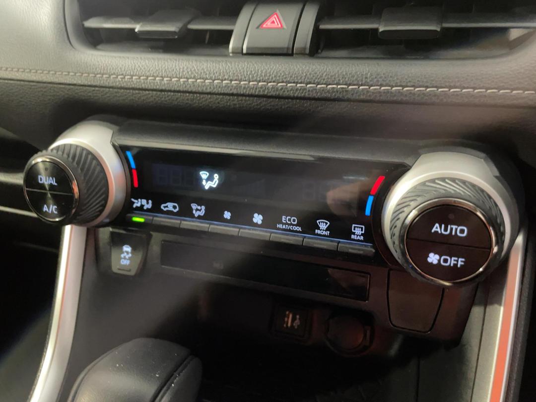 Photo '31' of Toyota Rav4