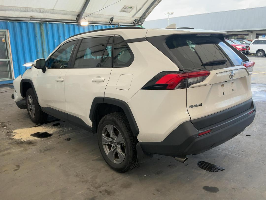 Photo '4' of Toyota Rav4 GX Photo '4' of Toyota Rav4 GX