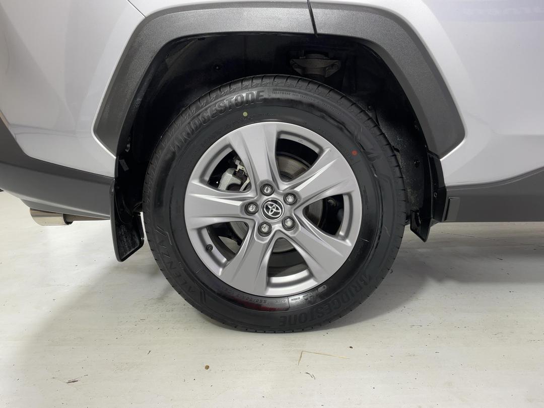 Photo '12' of Toyota Rav4