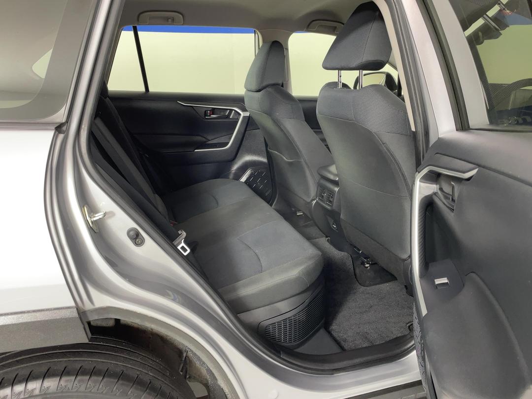 Photo '20' of Toyota Rav4