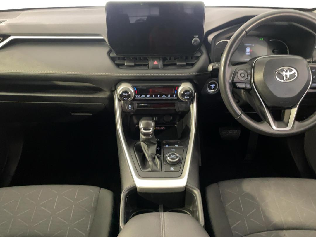 Photo '18' of Toyota Rav4