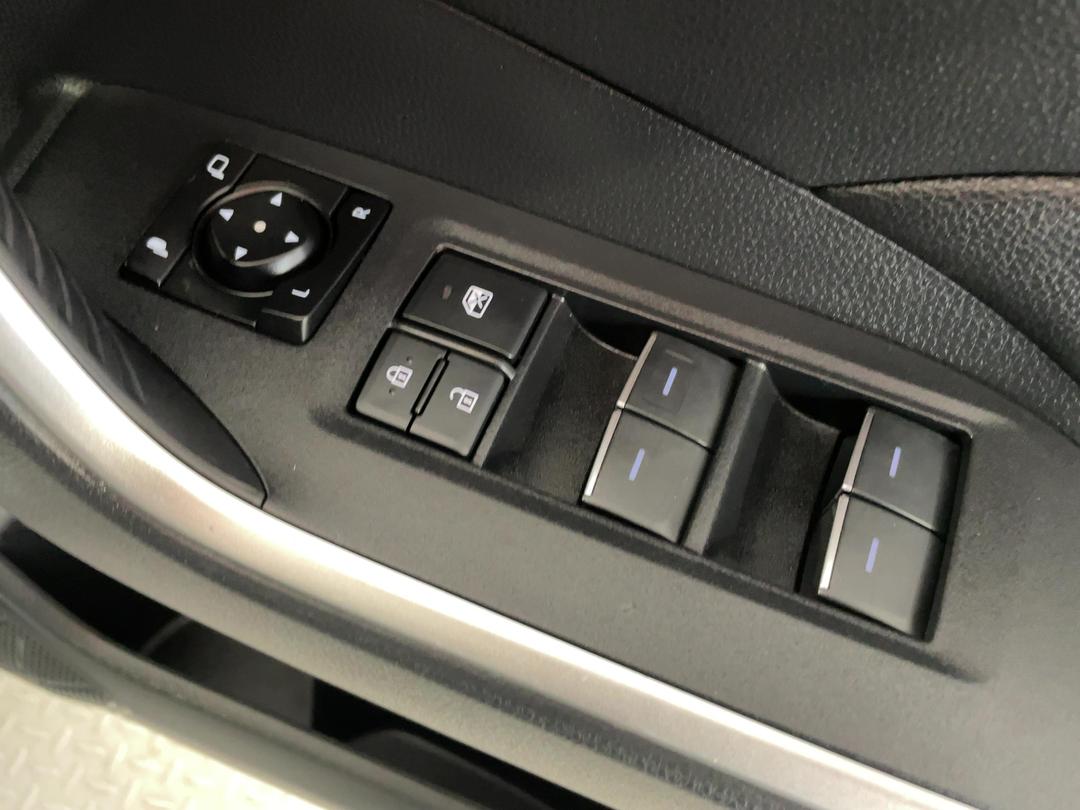 Photo '24' of Toyota Rav4