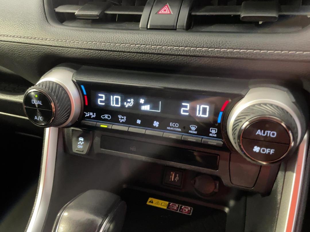 Photo '31' of Toyota Rav4